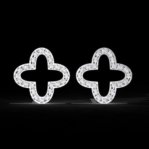 Fortuna Clover Diamond Studs