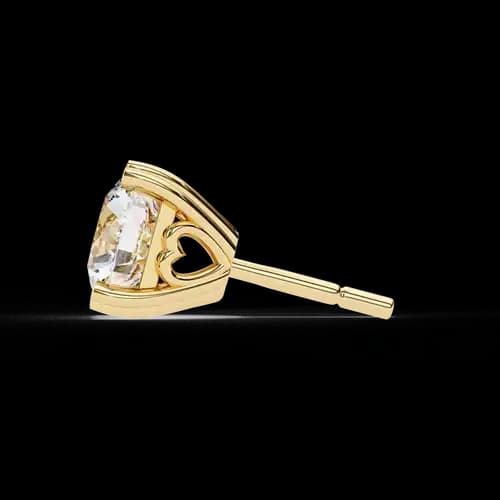 Classic 4-Prong Round Diamond Studs 3