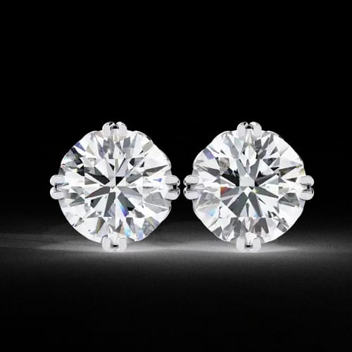 Aurora Classic 4-Prong Diamond Studs 1