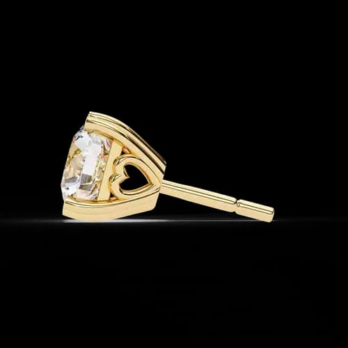Classic 4-Prong Round Diamond Studs 3