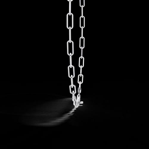 Meridian Pavé Bar Paperclip Necklace 3