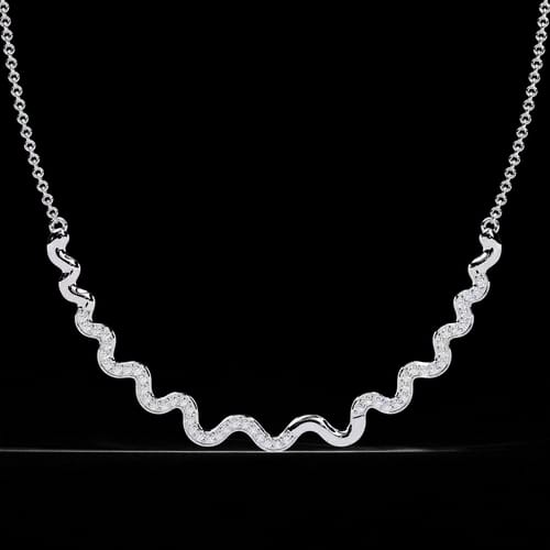 Serpentine Diamond Pavé Necklace 1