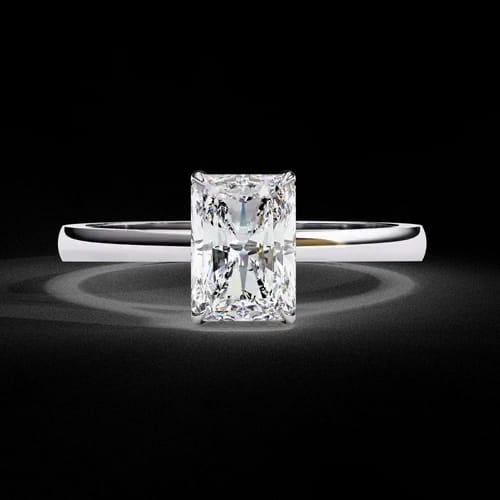 Luna Radiant Solitaire 1