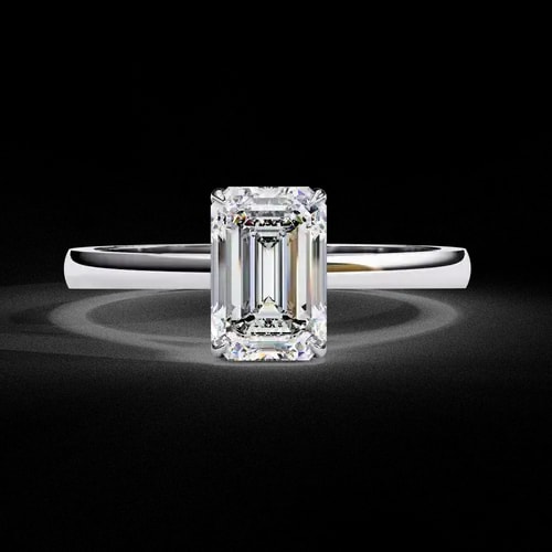 Luna Emerald Solitaire