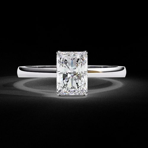 Luna Radiant Solitaire